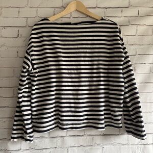 Universal Thread Navy and White Striped‎ Long Sleeve Top